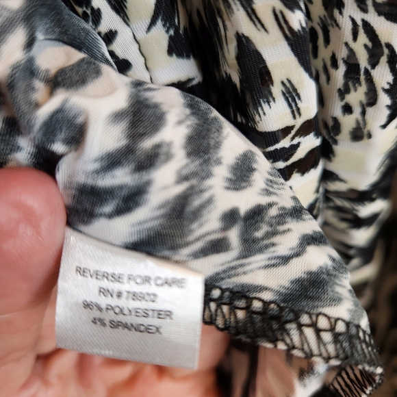 Birch Hill Animal print Sequin Zipfront Jacket Size L - Picture 4 of 8